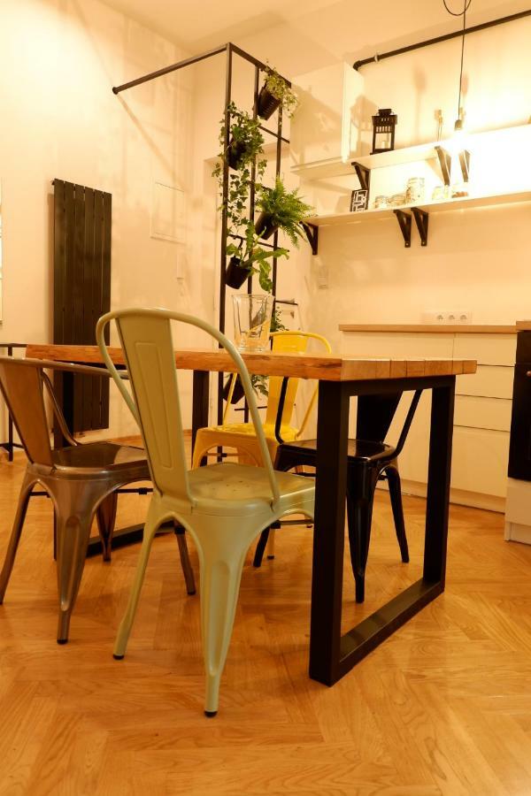 Singer Apartment Old Town クラクフ エクステリア 写真